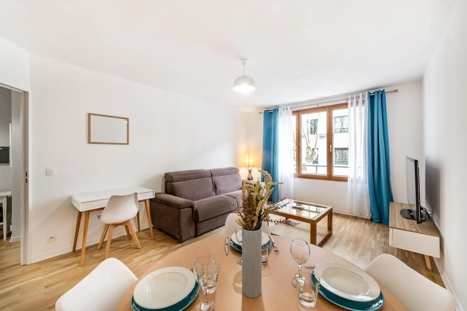Vast Studio Near Tete D'Or And Part-Dieu Ail Apartment Lyon