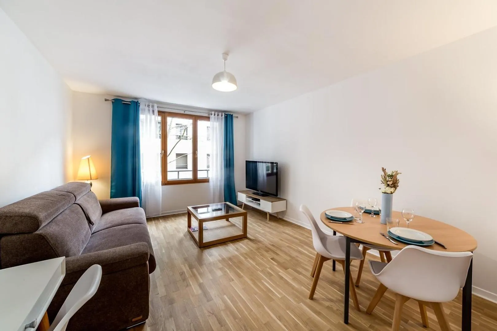 Vast Studio Near Tete D'Or And Part-Dieu Ail Apartment Lyon 0*,  France
