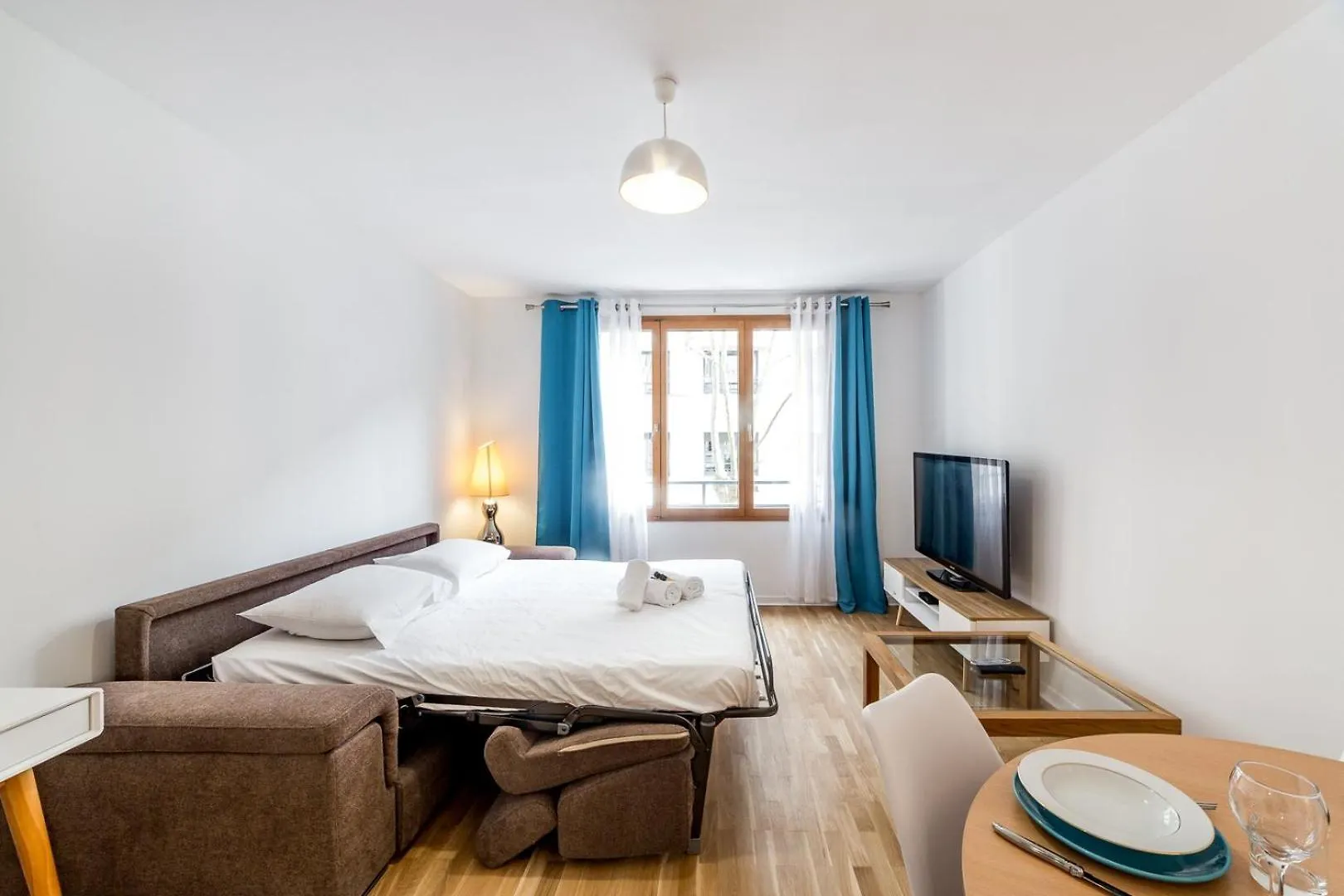 Vast Studio Near Tete D'Or And Part-Dieu Ail Apartment Lyon 0*,  France